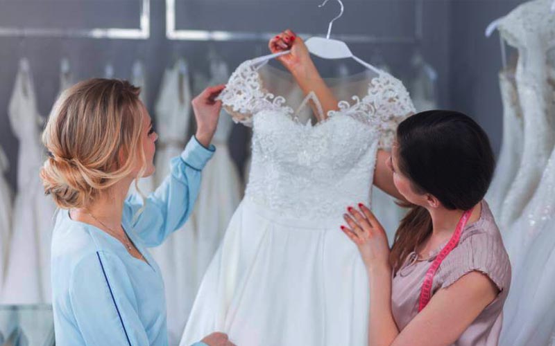 A Complete Guide for Restoring a Vintage Wedding Dress - Enroute Editor